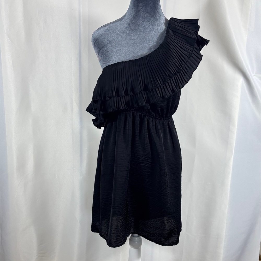 Lovely Day Black One-Shoulder Pleated Ruffle Dress